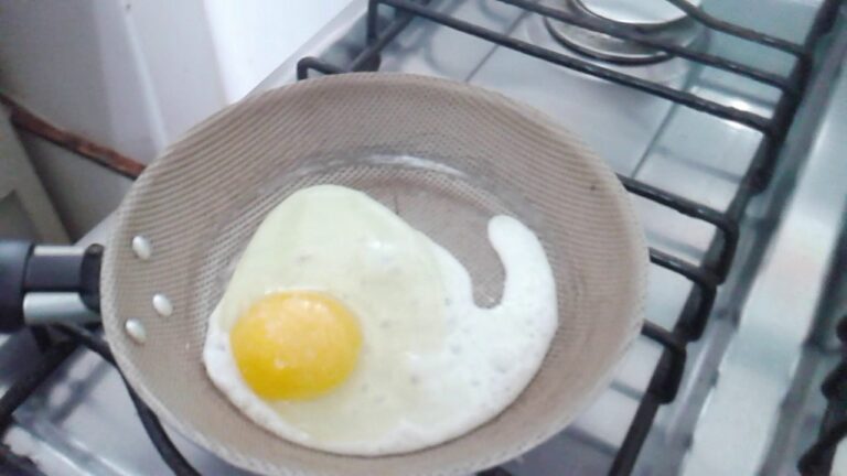 Deliciosos ovos sem &oacute;leo: a t&eacute;cnica perfeita para uma refei&ccedil;&atilde;o saud&aacute;vel