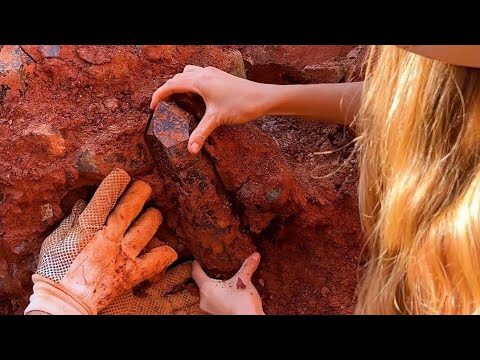 Descubra a beleza das pedras com cristais dentro